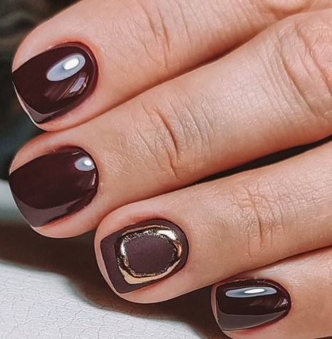 Манікюр зима 2021 марсала