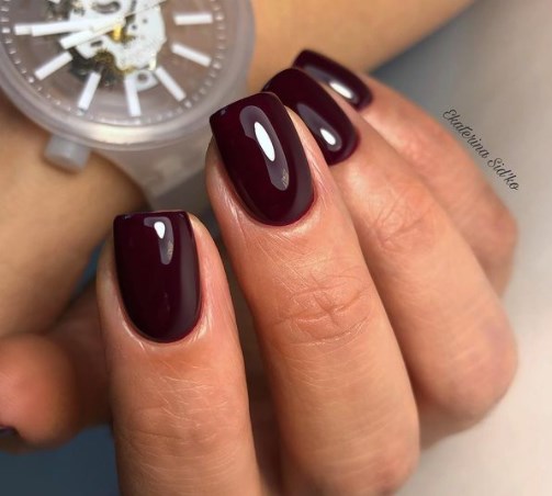 Манікюр зима 2021 марсала