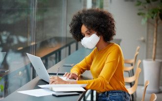 PuriCare / умная маска для очистки воздуха PuriCare / умная маска для очистки воздуха