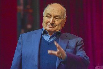 Артистка повідомила, що сатирик до смерті був у поганому стані Артистка повідомила, що сатирик до смерті був у поганому стані