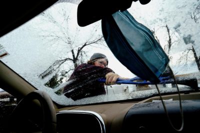 У Гідрометцентрі попередили, що більшості областей України загрожують заморозки на ґрунті