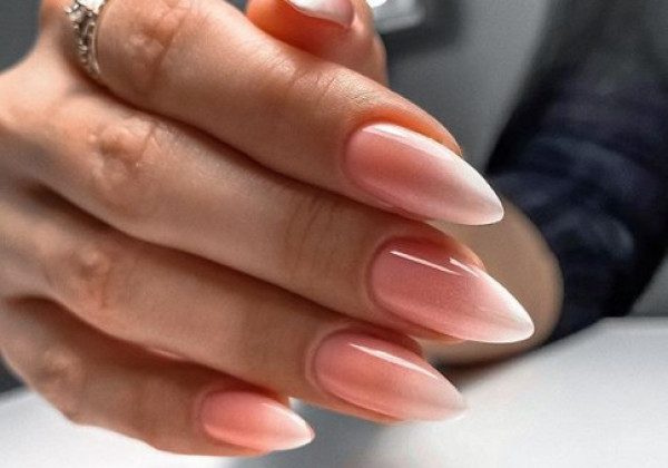 Чарівливий манікюр омбре - найгарніший манікюр осінь 2020: фото