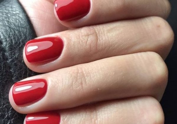 Наймодніший і найгарніший осінній манікюр на короткі нігті - фото