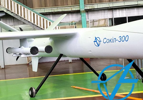 В Україні презентували розвідувально-ударний дрон Сокіл-300