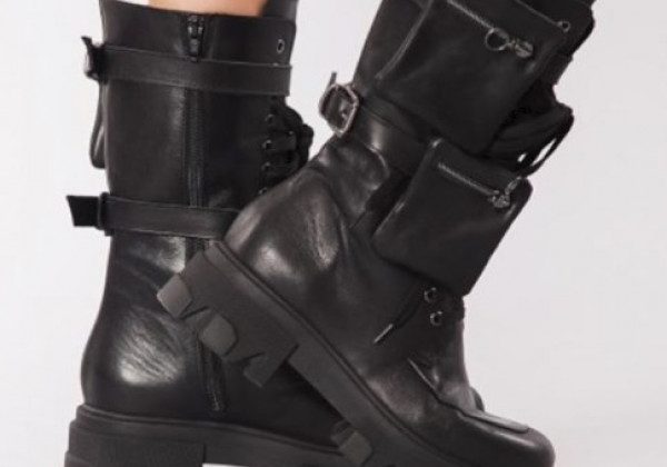 У моду на зиму повернулися безстрашні високі черевики у стилі 70-х: фото