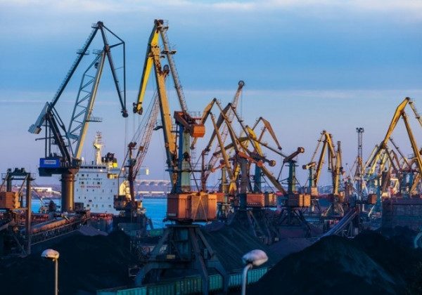 Порт ТІС підозрюють у схемах з несплати податків - ЗМІ
