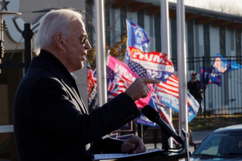 Бывший сенатор объяснил, почему у Байдена будет слабый авторитет