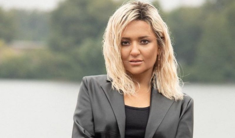 "На Лопес схожа": Могилевська вразила шанувальників зовнішнім виглядом