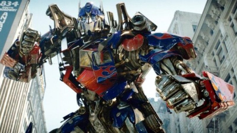 Paramount знімає відразу дві версії Трансформерів