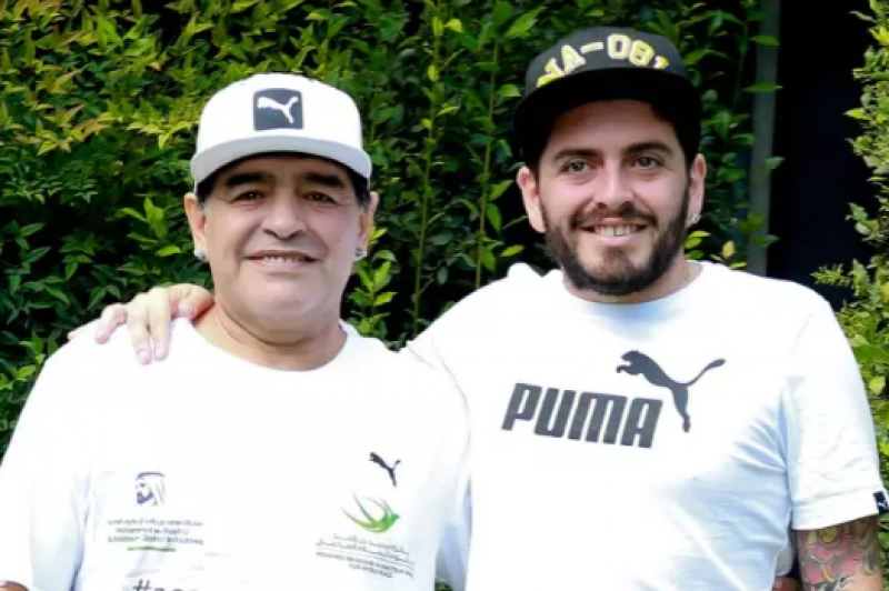 Сын покойного Марадоны находится в реанимации из-за Covid-19