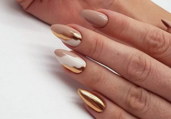 Золотий манікюр зима 2020 Золотий манікюр зима 2020