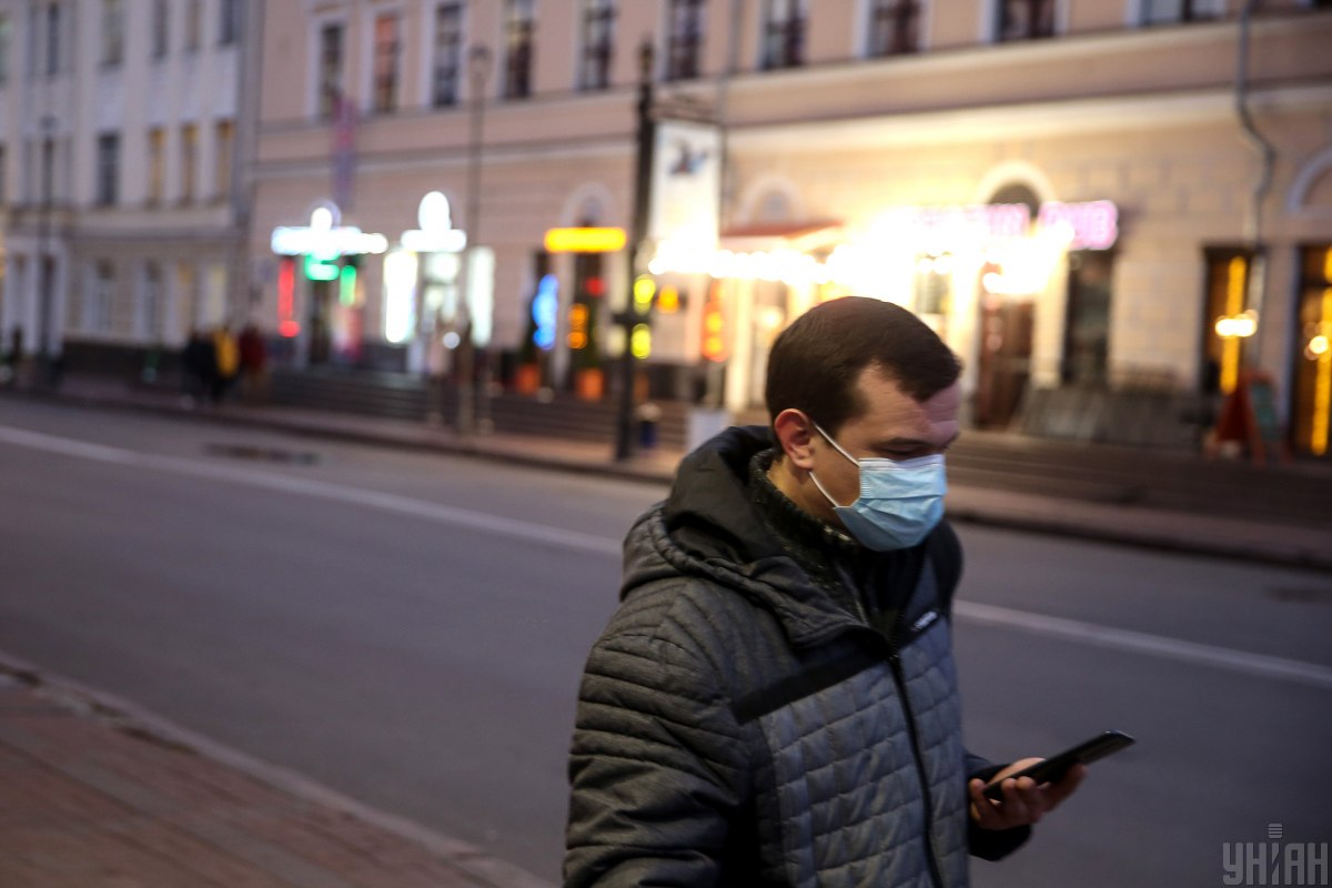 Эпидемиолог разнес в пух и прах локдаун в Украине на праздники