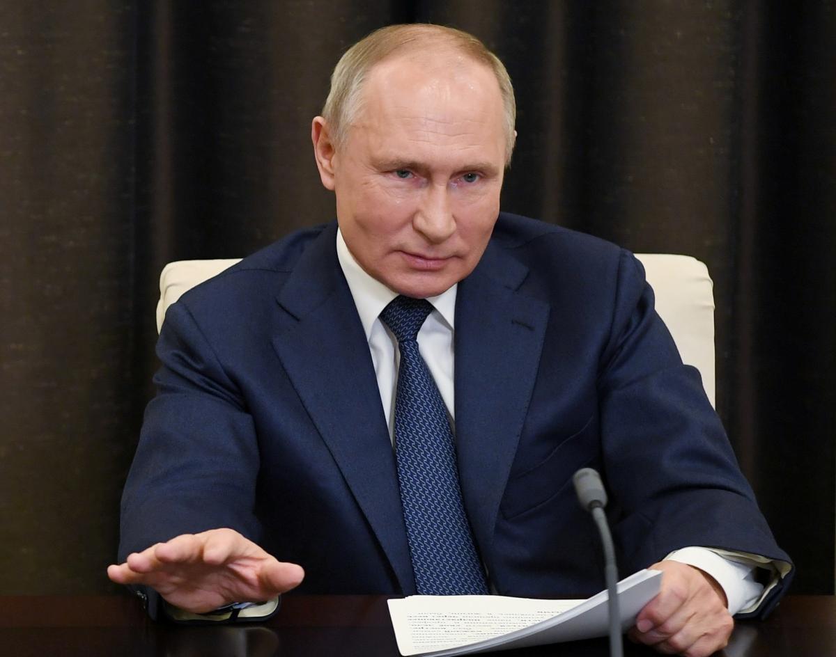Историк сказал, кто способен лишить Путина поста
