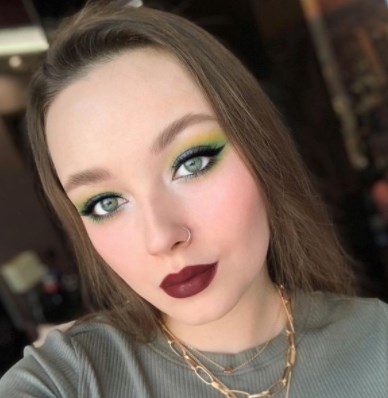 Модный макияж глаз зима 2021 / Instagram