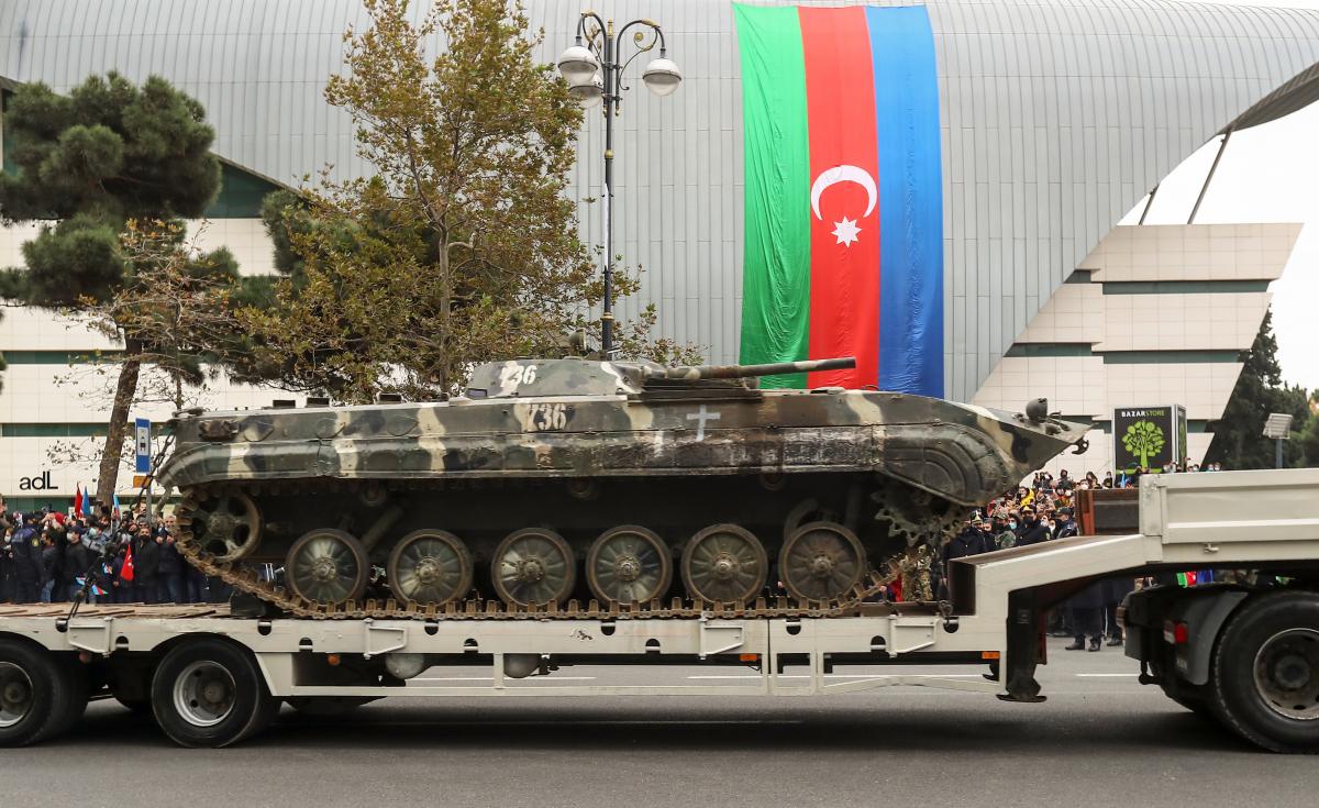 В Баку прошел парад