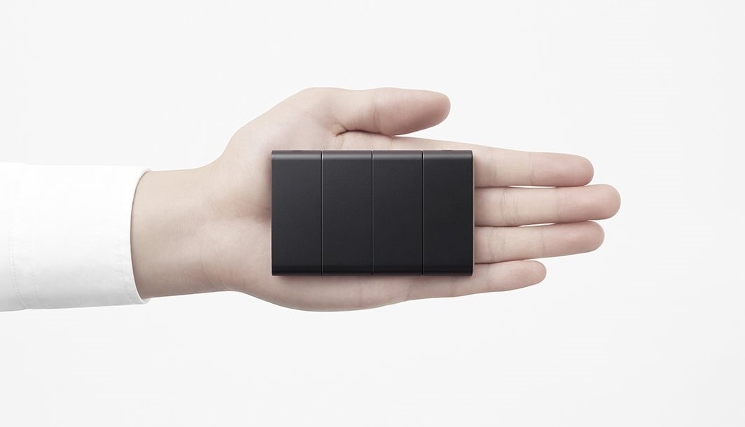 Компанія Oppo показала незвичний складаний смартфон: він завбільшки з кредитну картку Компанія Oppo показала незвичний складаний смартфон: він завбільшки з кредитну картку