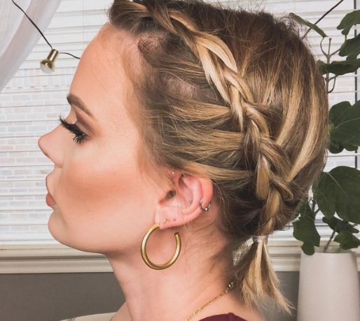 Модні кіски на коротке волосся