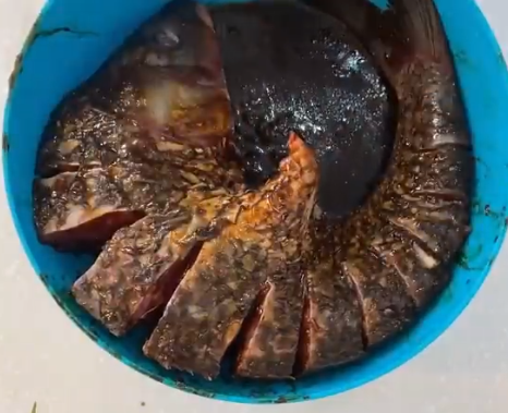 На новогодний стол можно приготовить сазана в соевом соусе – Правильное меню на Новый год 2021 