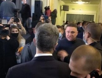 порошенко, ровно порошенко, ровно