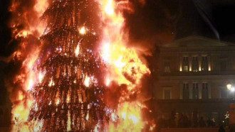На Херсонщине сгорела новогодняя елка / Нацполиция На Херсонщине сгорела новогодняя елка / Нацполиция