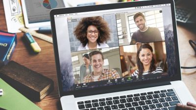 Сервіс для відеоконференцій Zoom скасовує ліміт на тривалість дзвінків до новорічних свят