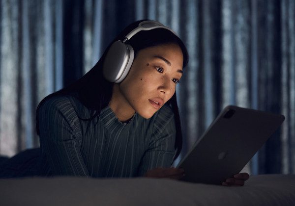 Apple продовжує дивувати – зустрічайте повнорозмірні навушники AirPods Max