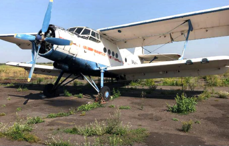 В Украине бесплатно отдают конфискованный самолет Ан-2