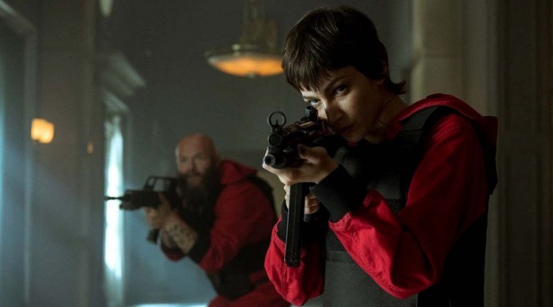 Netflix готовит корейский ремейк сериала Бумажный дом