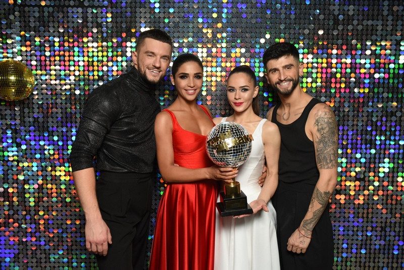 Санта Дімопулос відверто зізналася, чому віддала кубок Танців з зірками Саніній