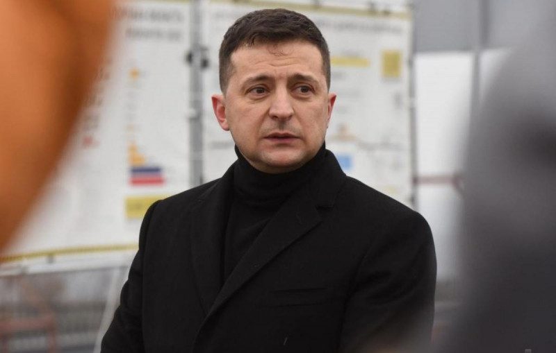 Зеленский сможет усидеть в кресле только при одном условии