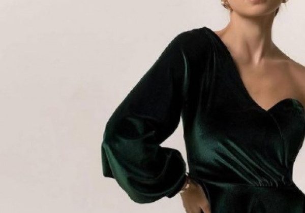 Модные платья на Новый год 2021 Модные платья на Новый год 2021