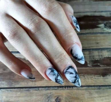 Модний манікюр 2021 Модний манікюр 2021