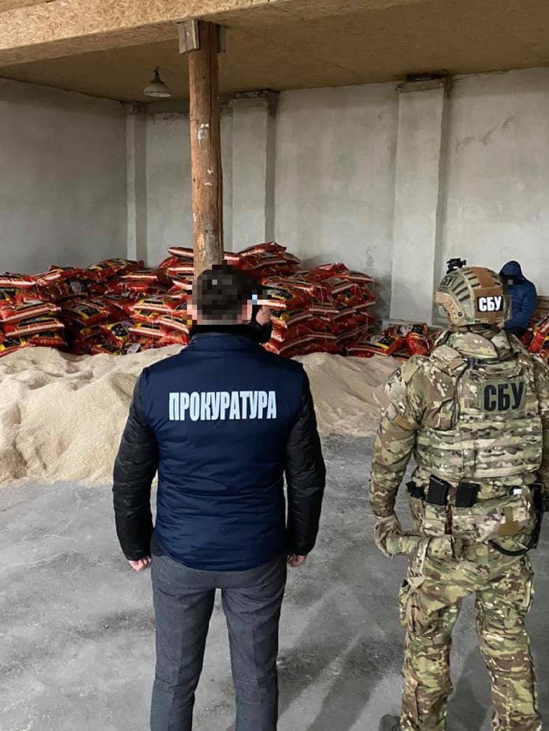 В Україні знайшли тонну героїну