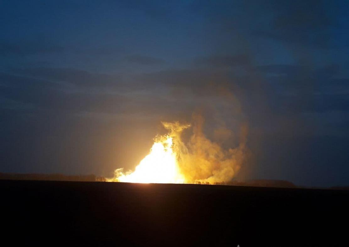 Мощный взрыв и открытое пламя: появились новые подробности аварии на газопроводе