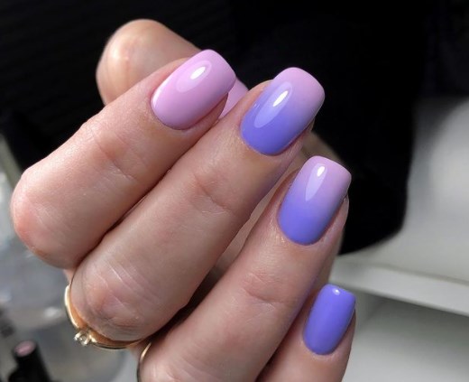 Модный сиреневый маникюр 2021 / Instagram