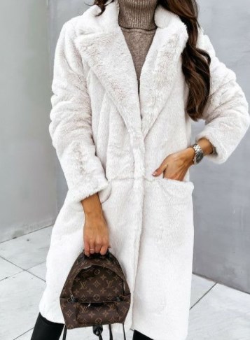Модні пальта зима 2021 Модні пальта зима 2021