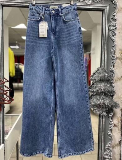Модні джинси весна-літо 2021