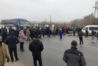 Протест в Лубнах из-за подорожания газа Протест в Лубнах из-за подорожания газа