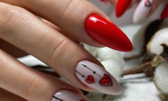 Маникюр на День святого Валентина 2024: идеи дизайна ногтей ко Дню влюбленных