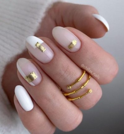 У моду на 2021 рік прийшли прозорий френч і нюдовий манікюр з золотом