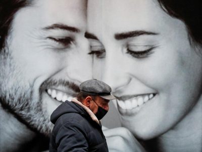 Страховики в очікуванні нового спалаху Covid-19 змінюють умови страхування персоналу