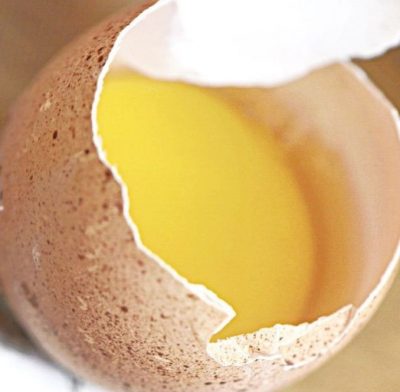 Яйца не очень приятно пахнут, но зато полезны для волос / Instagram