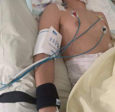 Опубликованы кадры избиения украинского подростка в Париже / Facebook/Slavko Koutchinskiy Опубликованы кадры избиения украинского подростка в Париже / Facebook/Slavko Koutchinskiy