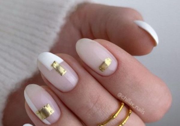 У моду на 2021 рік прийшли прозорий френч і нюдовий манікюр з золотом