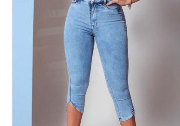 У моду на весну-літо повернулися приголомшливі короткі штани з 40-х