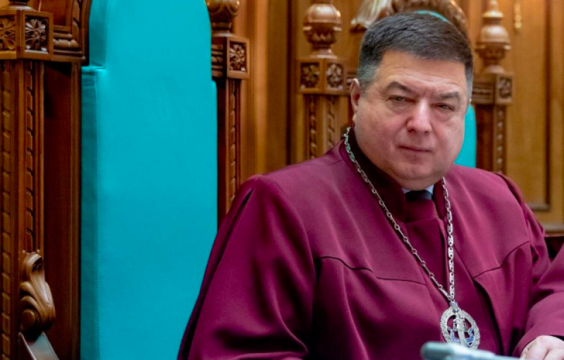 В Слуге народа резко ответили скандальному главе КСУ Тупицкому