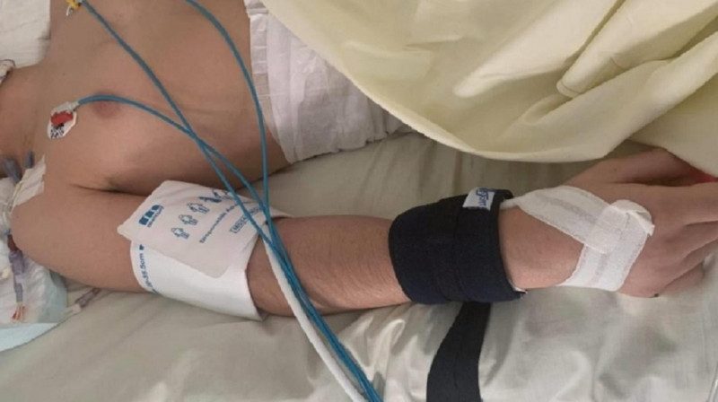 ЗМІ оприлюднили несподівані деталі про побитого у Парижі українця та його матір