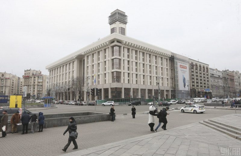 "Охреніли по повній": у київському Будинку профспілок відкривають гігантський покерний клуб – ЗМІ