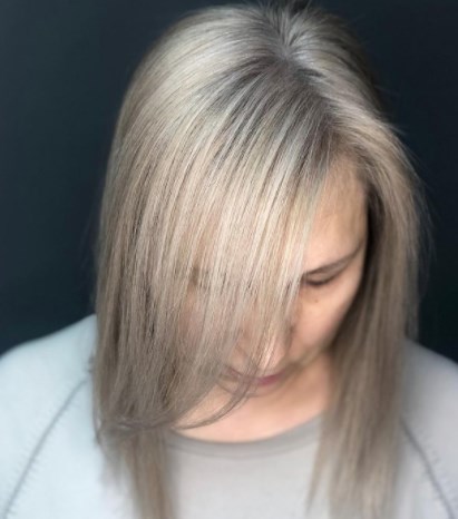 Прямые волосы старят / Instagram