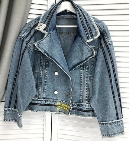 Модні джинсові куртки 2021 Модні джинсові куртки 2021